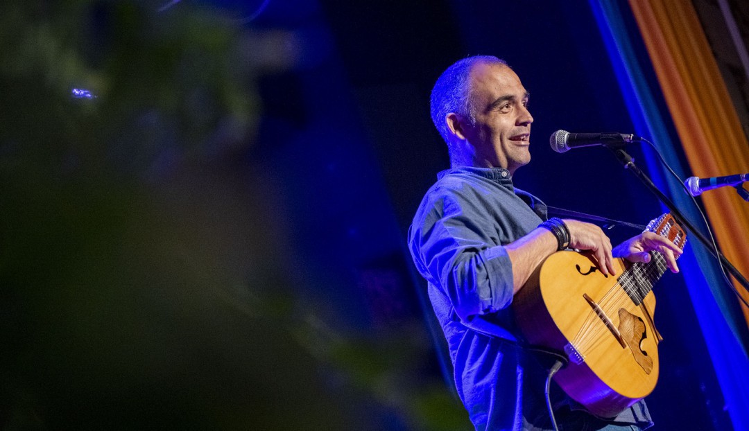 Imagen noticia - Yeray Rodríguez, Marta Viera y Ruth Sánchez protagonizan ‘Luz del Puerto’ en el Teatro Pérez Galdós