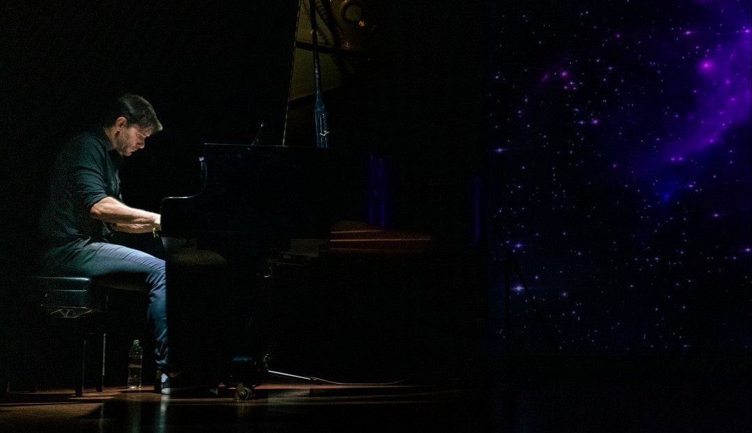 Imagen noticia - La entradas para 'El Club de la Tusa' de Javier Santaolalla ya están a la venta