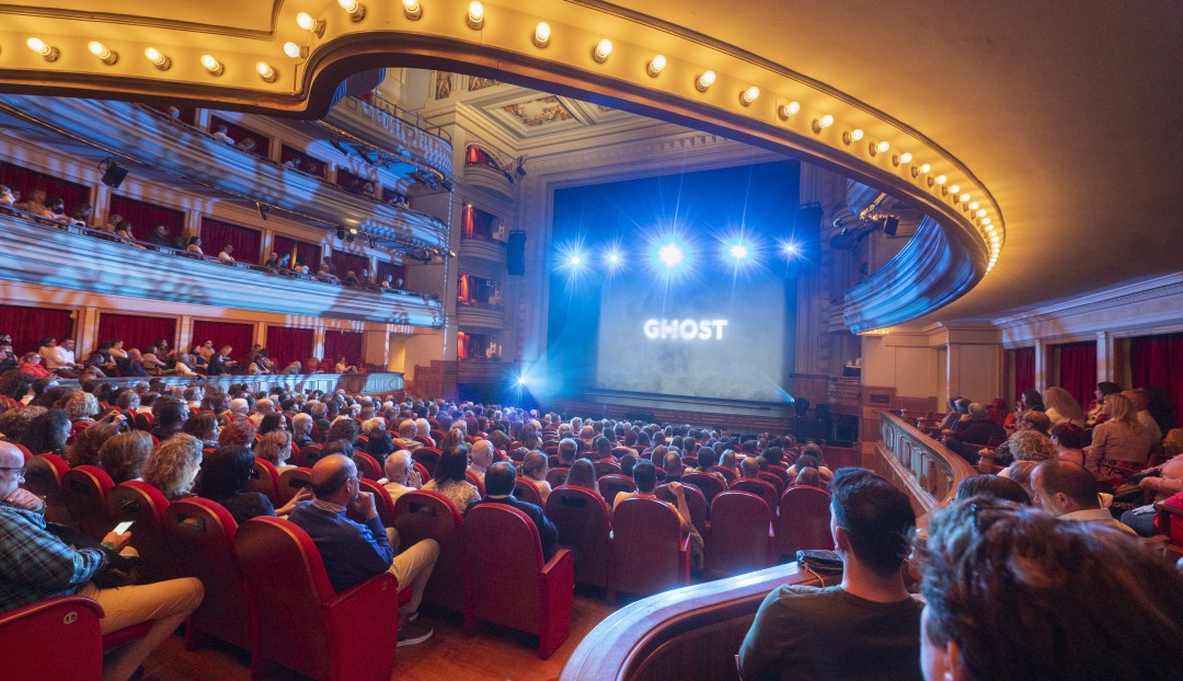 Imagen noticia - Más de 12.000 personas asisten al Teatro Pérez Galdós para disfrutar de ‘GHOST, el musical’ en la despedida de su gran gira nacional
