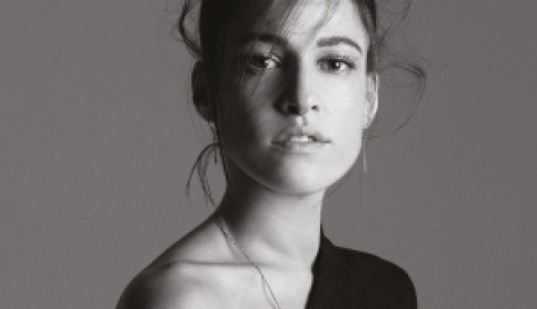 Imagen noticia - Carminho, la gran voz del fado moderno, trae la sensibilidad de la música portuguesa al Teatro Pérez Galdós